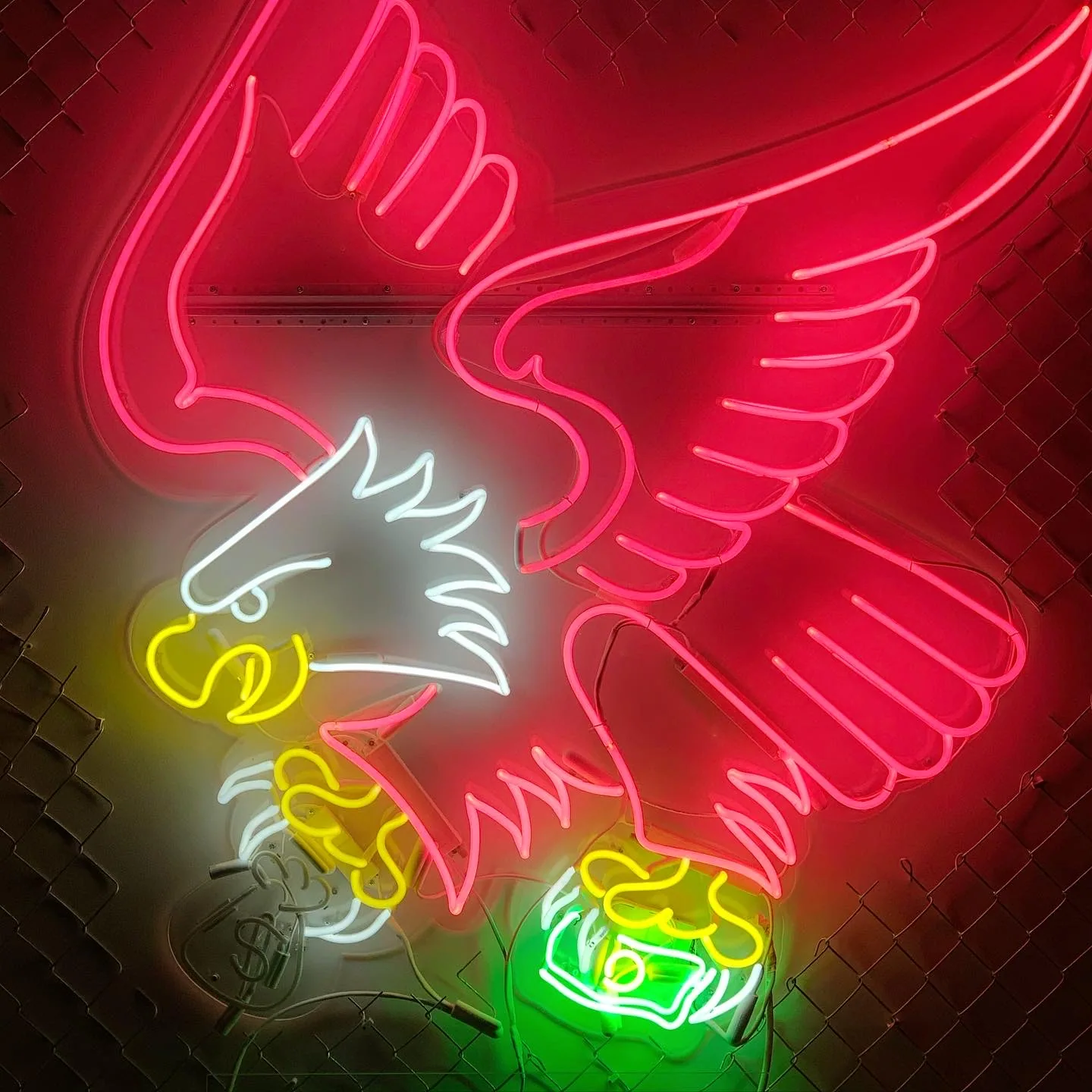 Are Neon Signs Making a Comeback or Are They a Dying Art Form?