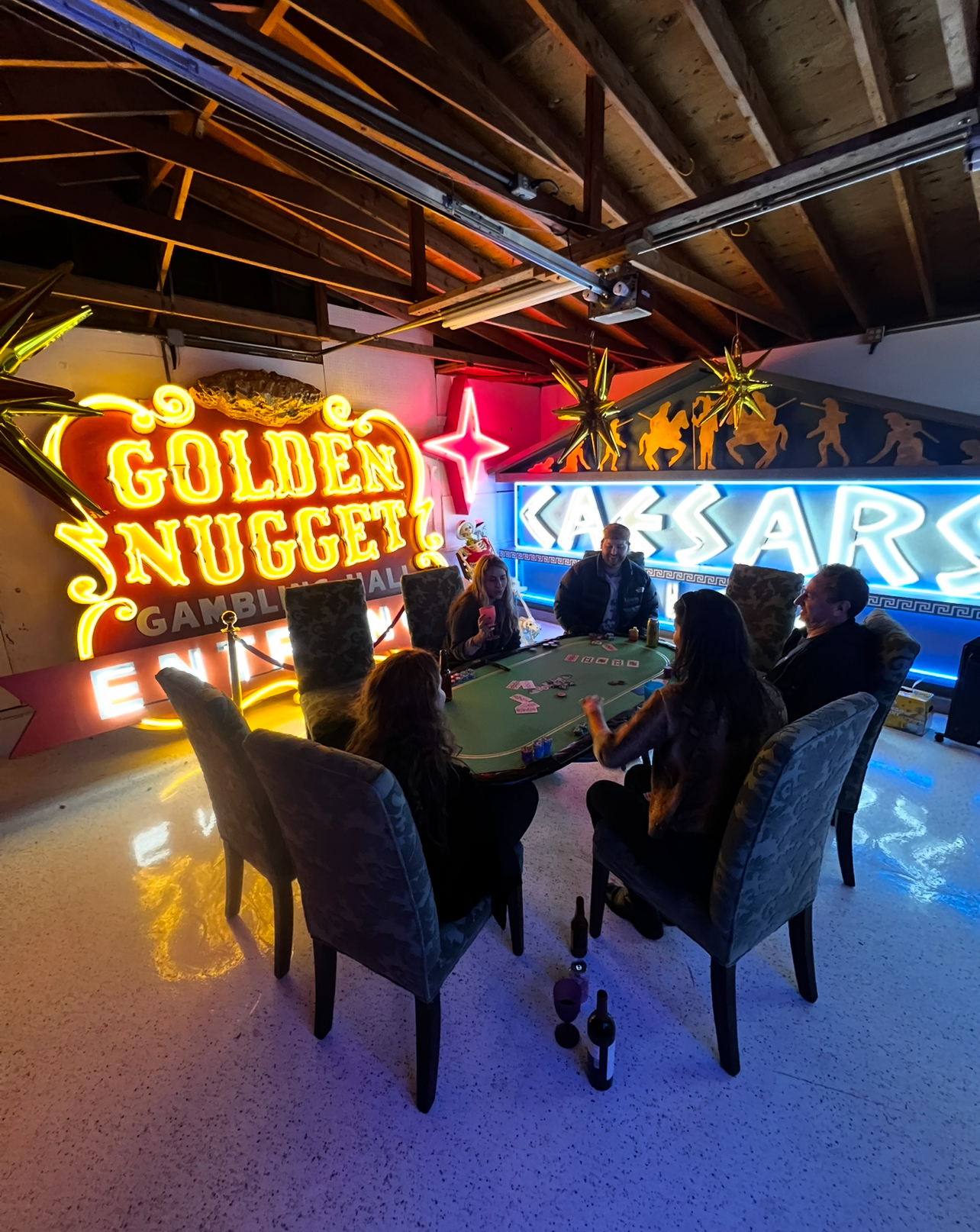 Jimmy Kimmel’s Vegas Replica Signs — photo 15