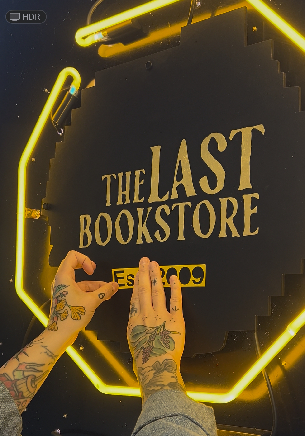 Last Book Store Vintage Sign Recreation — photo 7