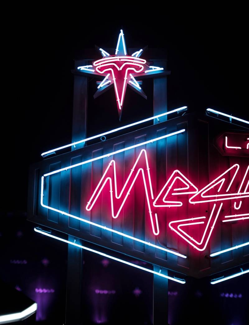 Las Megas Neon Sign — photo 9