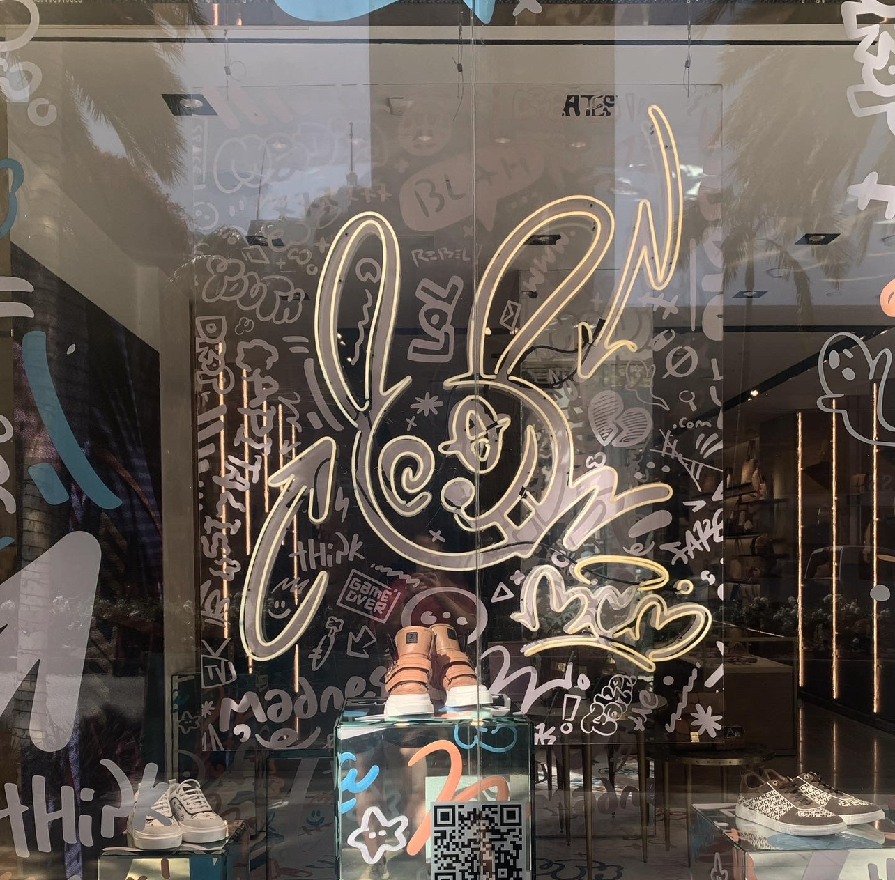 Sign Instillation  in Los Angeles by Neon Flamingo — example 10
