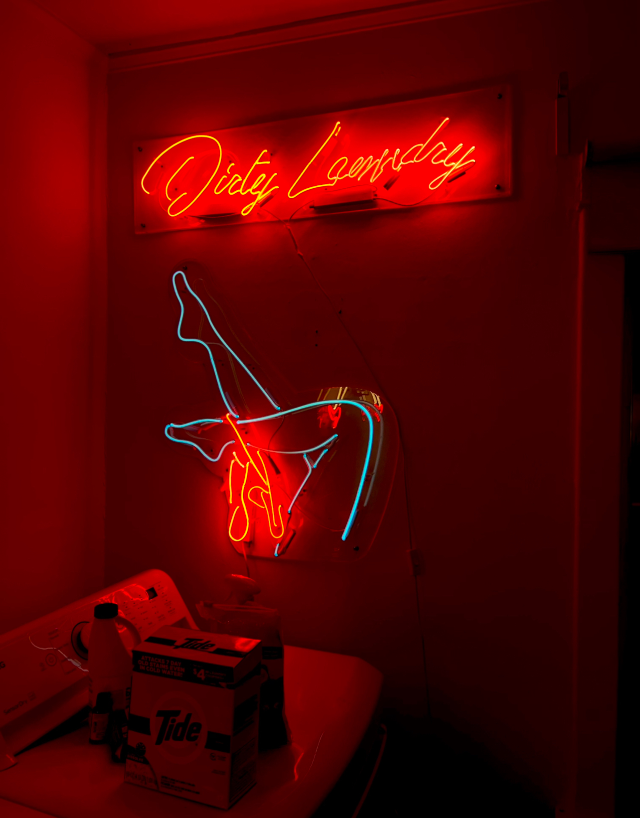 Home Decor Neon Signs in Los Angeles by Neon Flamingo — example 3